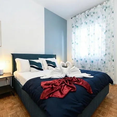 Desenzanoloft Garda Golden Sunrise Official Partner Homes And By Marriott Bonvoy